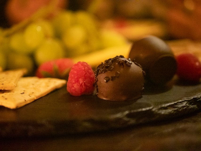 2-Hour Deluxe Whiskey & Food Tasting - The $90 price: fair for a guided Dublin tasting