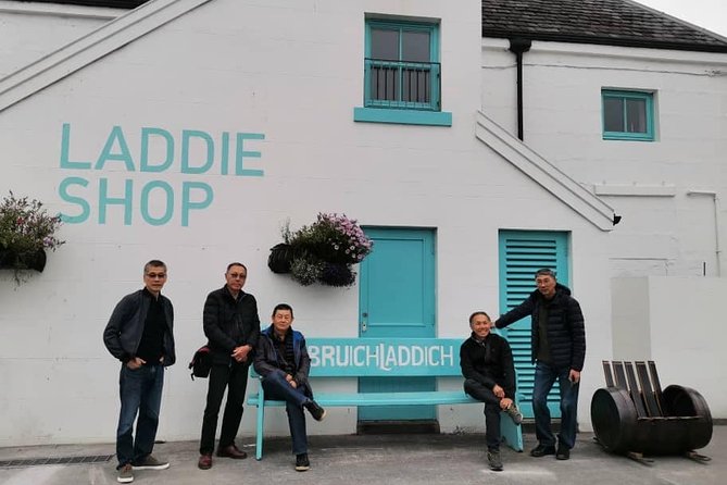 4-day Islay Platinum Whisky Tour - Whisky Included! With free pickup! - Bowmore and Laphroaig complete the big names
