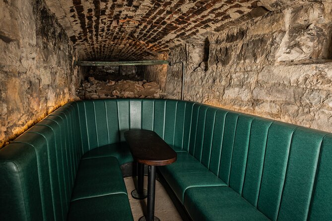 90min Connoisseur Underground Whisky Tasting - Going below Edinburgh’s Old Town