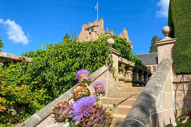 Aberdeen & Shire Castle & Distillery Private Group one Day Tour - Dunnottar Castle and its cliff-top setting