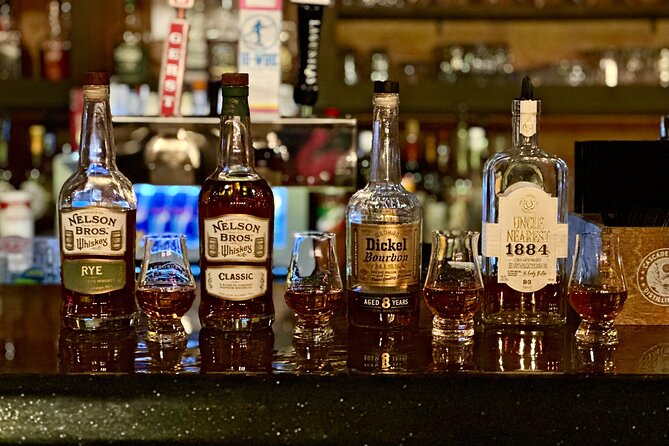 Bootleg and Barrels: Tennessee Whiskey Tasting Golf Cart Tour - Dress rules and schedule risks