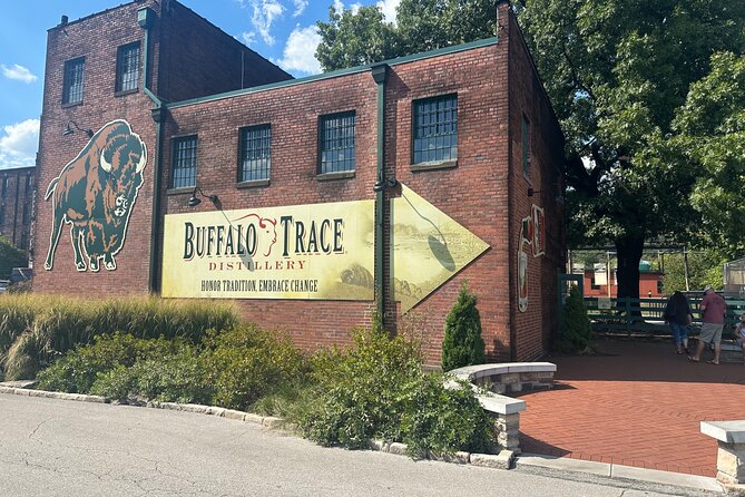 Bourbon Bites. The Kentucky Bourbon Tours Experience - Bulleit and the modern side of bourbon