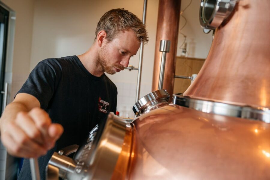 Bruges: Bourgogne des Flandres Brewery and Distillery Visit - Timing, language, and value