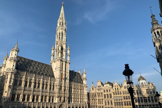 Brussels Chocolate Beer Waffle and Belgian Whiskey All-in-One (Small Group) Tour - Grand Place sets the tone for the afternoon