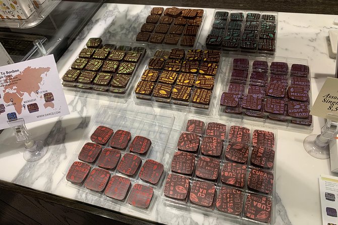 Brussels Chocolate Beer Waffle and Belgian Whiskey All-in-One (Small Group) Tour - The Royal Galleries provide the grand finale