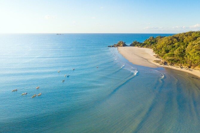 Byron Bay Brewery & Distillery Tour: Tastings, Lunch & transfers - Lunch helps keep the day comfortable