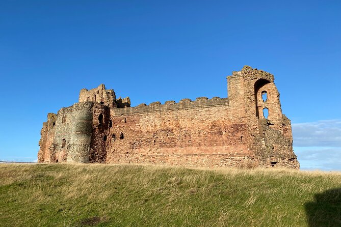 Castles, Coastline and Whisky Tasting Tour with Admission - Who will enjoy this tour most?