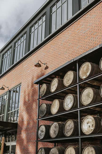 Chelsea: Guided tour of the Square Distillery - Inside the production room