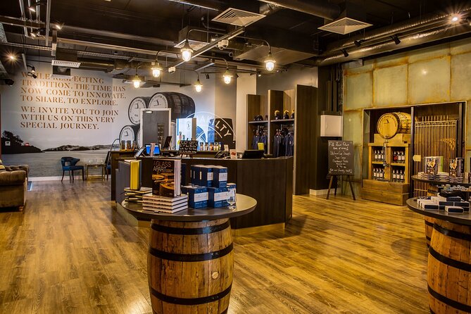 Clonakilty Distillery: Tour & Classic Whiskey Tasting - A virtual flight over the family farm