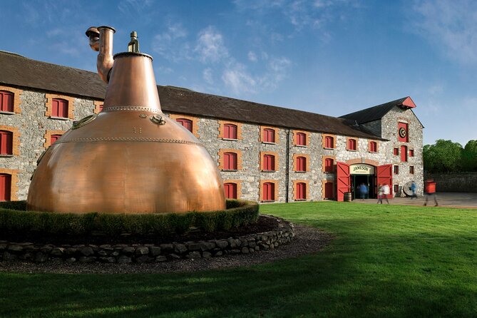 Cork Midleton DistilleryJameson Experience & Whiskey Tasting - The guide can shape the whole experience