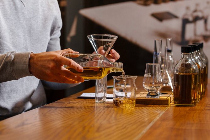 Create Your Own Scotch Whisky - What This Dewar’s Blending Class Actually Offers