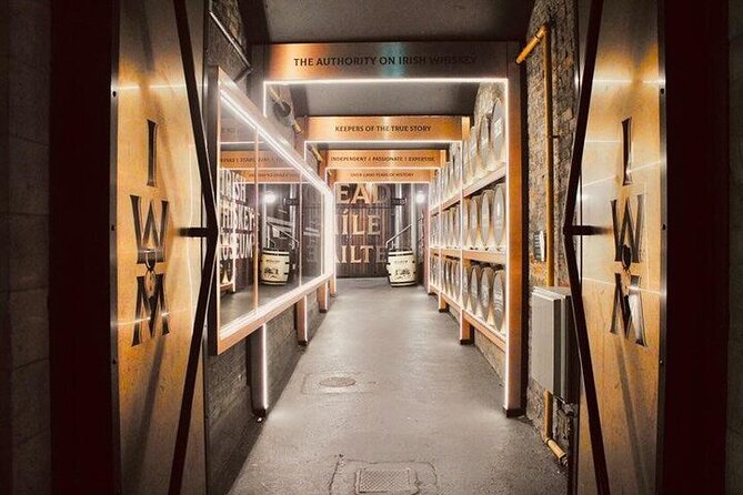 Dublin Irish Whiskey Museum and Gallery Guided Tour with Tasting - Small drawbacks to keep in mind