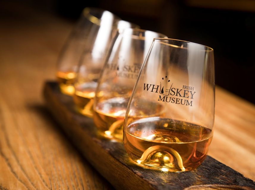 Dublin: Irish Whiskey Museum Tour and Whiskey Tasting - What makes Irish whiskey different for a beginner