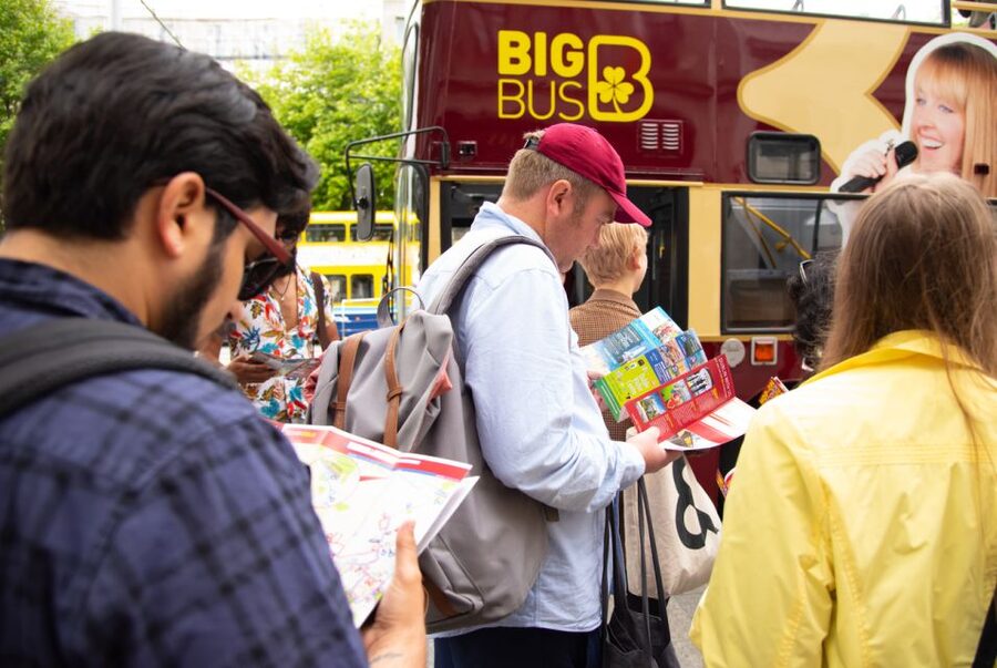 Dublin: Jameson Whiskey Distillery & Hop-on Hop-off Bus Tour - The Yellow Umbrella walking tour