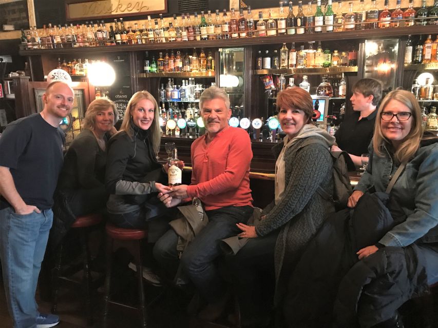 Dublin: Whiskey Tasting Tour - Five pours, one useful comparison