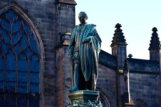 Edinburgh Food Tour with Scotch, Haggis, a Secret Dish & More - Haggis, neeps and tatties are the main test