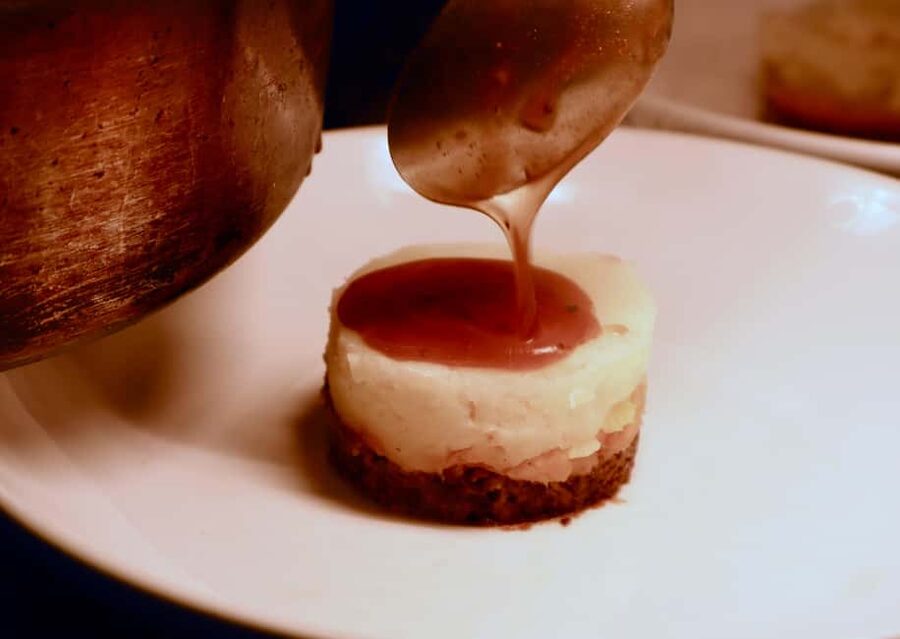 Edinburgh: Food Tour with Scotch, Haggis, Secret Dish & More - Key points to know before booking