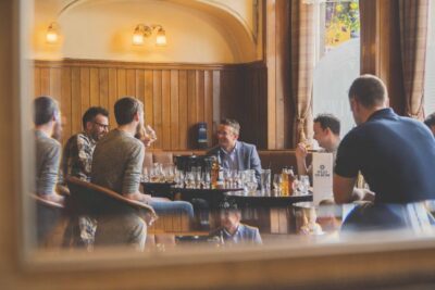 Guided Whisky Tasting & Walking Tour