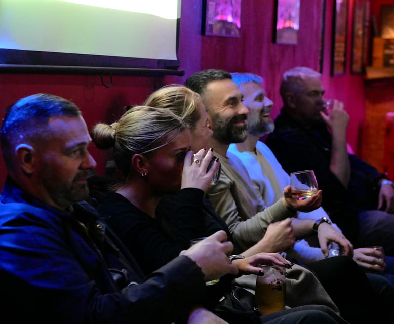 Edinburgh: Mountebank Comedy Whisky Tasting - Four drams from Scotland’s whisky regions