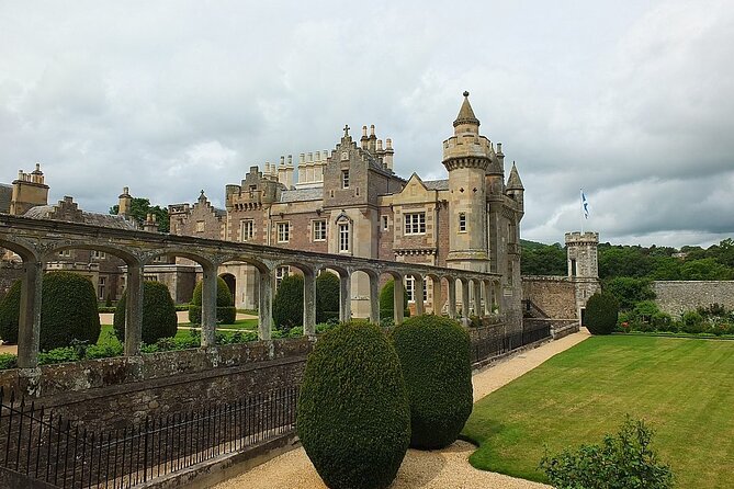 Edinburgh: Rosslyn Chapel, the Borders & Glenkinchie Distillery - Transport, group size, and guide style
