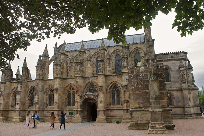 Edinburgh: Rosslyn Chapel, the Borders & Glenkinchie Distillery - Who should book this day out?
