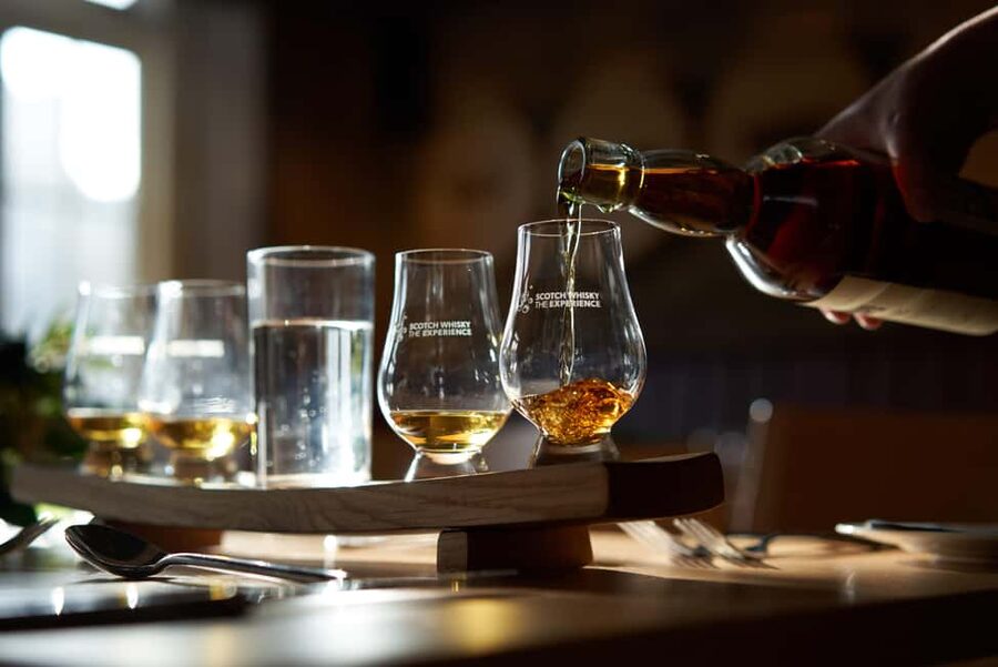 Edinburgh: Scotch Whisky Tasting & 3 Course Dinner - Key points at a glance