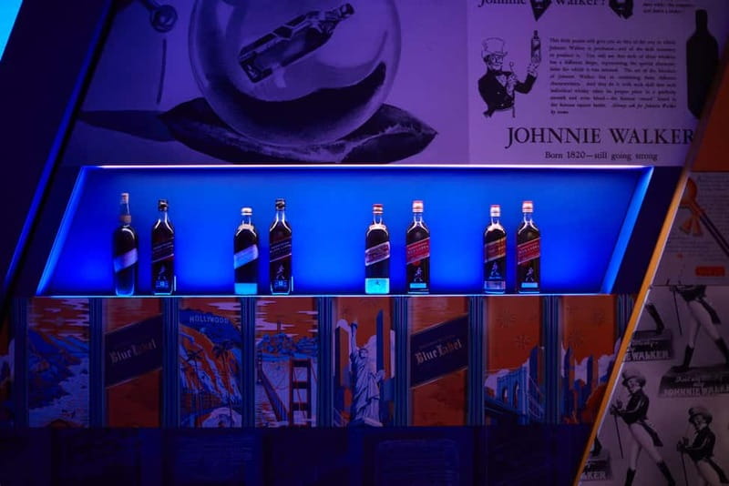 Edinburgh: The Johnnie Walker Whisky Experience - The opening drink sets a friendly tone