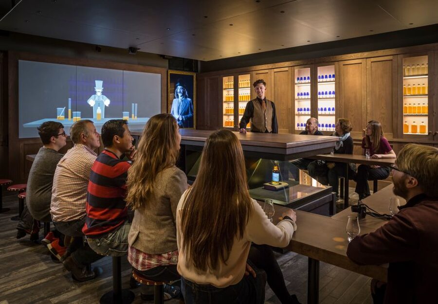 Edinburgh: The Scotch Whisky Experience Tour and Tasting - The glass and marble vault, with nearly 3,500 bottles