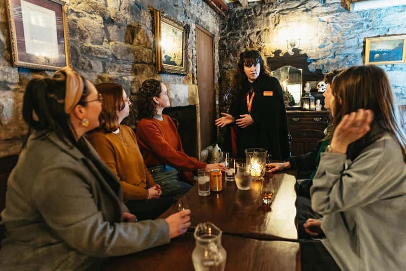 Edinburgh: Underground Vaults Evening Ghost Tour with Whisky - Starting at Mercat Cross on the Royal Mile