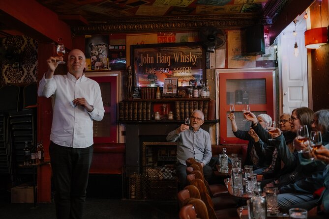 Edinburgh: Whisky Tasting with Storytelling in a Historic Pub - Why the Waverley Bar Fits the Subject