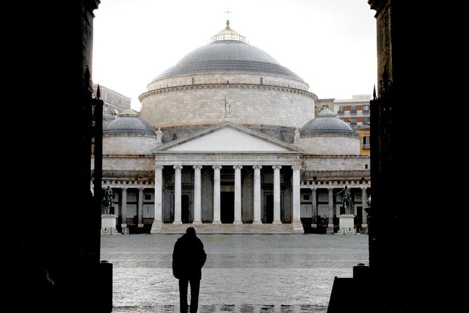 Exciting private tour of the Royal Palace and Bourbon Gallery - Lungomare Caracciolo and Castel dell’Ovo