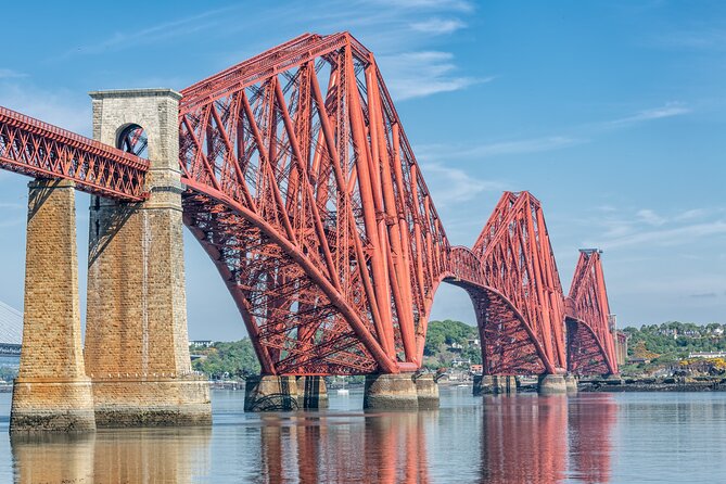 From Edinburgh: St. Andrews and Whisky Tour (Small Group) - The small-group setup and guides