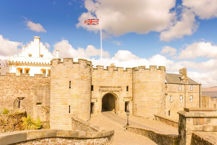 From Edinburgh: Stirling Castle, Loch Lomond & Whisky Tour - Why this day trip works from Edinburgh