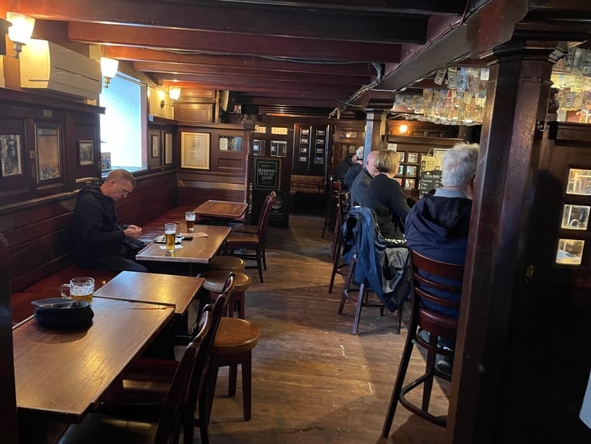 Glasgow: Go Drinking whisky with a Scotsman - How the 1.5-hour schedule works