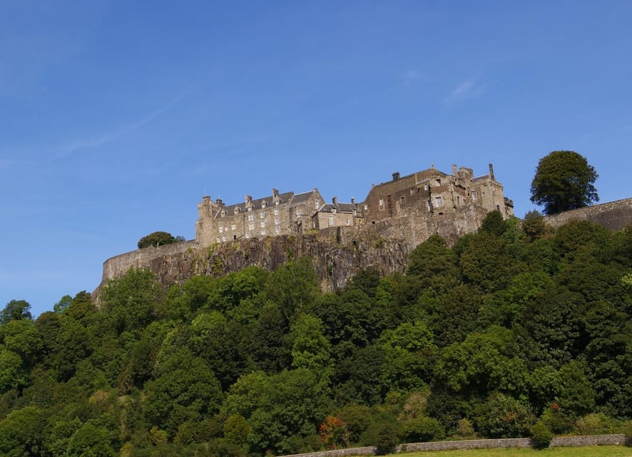 Glasgow: Stirling Castle, Loch Lomond Walk, and Whisky Tour - Why this Glasgow day trip works so well