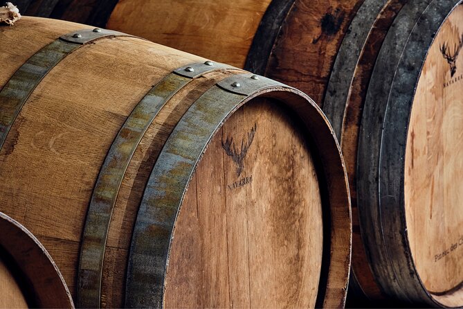 Guided Tour and Tasting at the Distillerie Baccae Paris - Who will enjoy this Paris distillery visit?