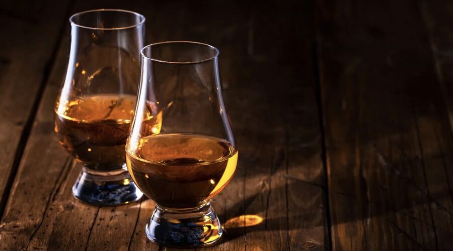 Haggis paired with whisky & gins in 56 North distillery! - Practical details before you book