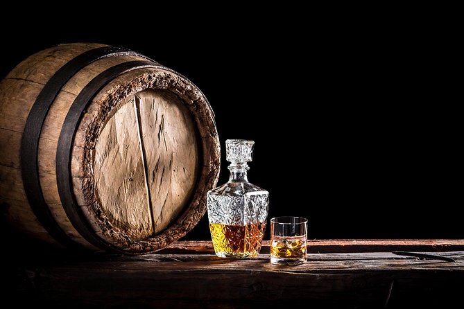 Highland Lochs, Glens & Whisky Day Tour Including Admission - Dewar’s Aberfeldy turns scenery into a whisky lesson