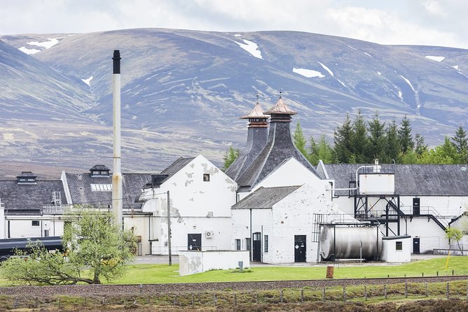 Highland Whisky Experience - Clynelish, Coastal Character, and Johnnie Walker Connections