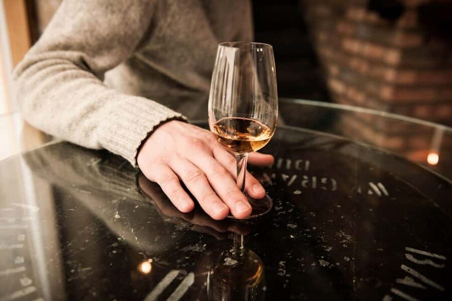 Inverness: Loch Ness, Outlander & Whisky Distillery - Clava Cairns and the Outlander connection