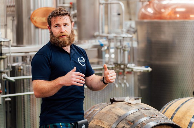 Jackton Distillery Tour and Tasting (90 minutes) - The guides shape the experience