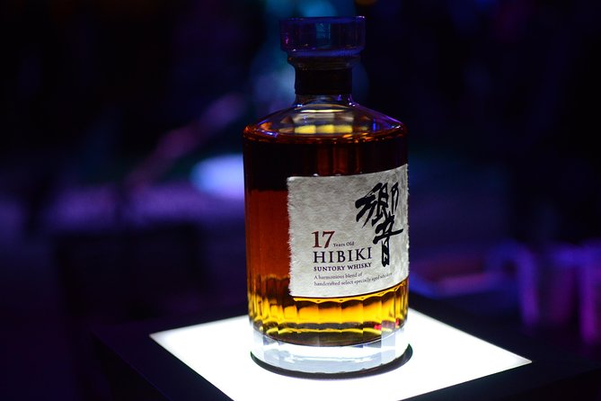 Japanese Whisky Tasting Experience at Local Bar in Tokyo - Key points at a glance