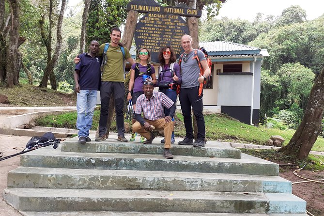 KILIMANJARO MACHAME ROUTE, (Climb 7days) "Whiskey" route - Day 4: The Barranco Wall and Karanga Camp