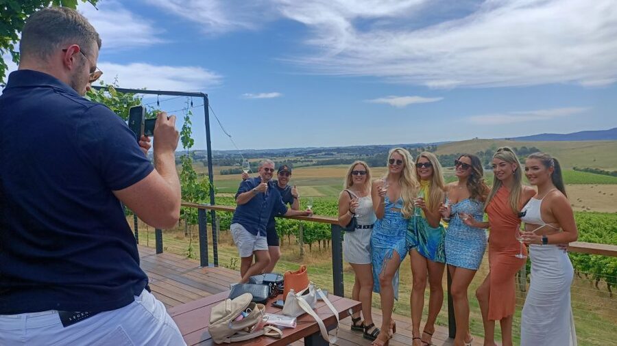 Melbourne: Yarra Valley Wine, Gin, Whisky and Chocolate Tour - How the guides affect the experience