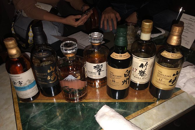 《MEMBERS-ONLY-BAR-HOPPING》Discover Your Special Whiskey in Tokyo! - Stop one: a tiny bar with two tailored drinks