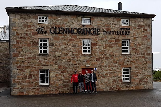 North Highland Deluxe Whisky Tour with Castle Option - Dunrobin Castle changes the mood