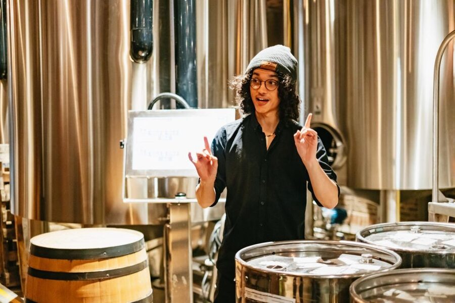 NYC: Manhattan's Only Whiskey Distillery Tour and Tasting - Why the guide can make or break the visit