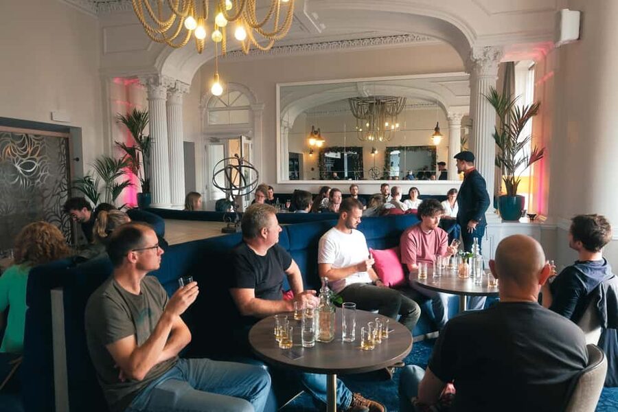 Oban: Classic Scottish Whisky Tasting - Starting at the Perle Hotel’s Lulu Lounge