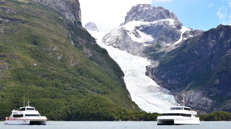 P. Natales: Balmaceda & Serrano Glaciers with Lunch & Whisky - What the $313 price includes