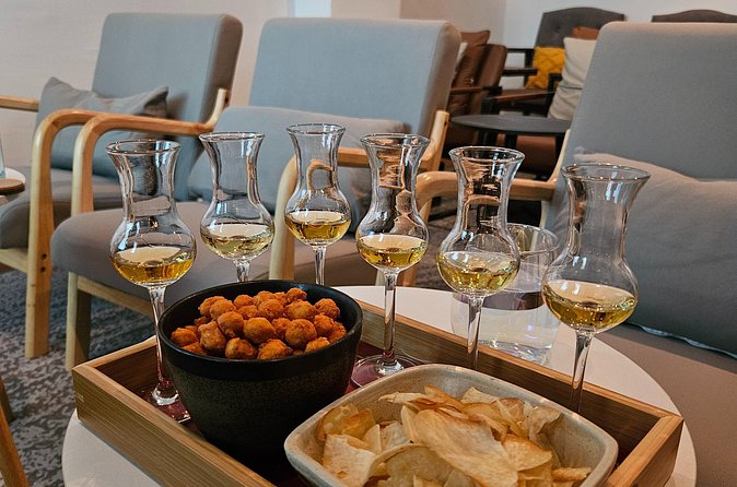 Penang Whisky Tasting Masterclass & Specialty Bar Experience - Learning how to taste instead of simply drinking